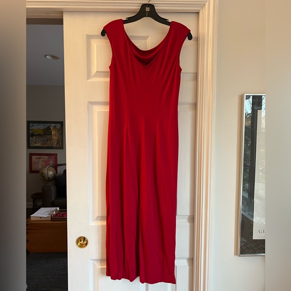 Barely worn red slinky stretchy mid length dress - Picture 6 of 7